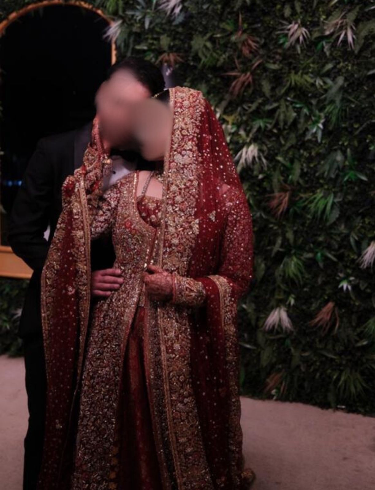 Tena Durrani Crimson Zari Bridal Lehenga - Image 3