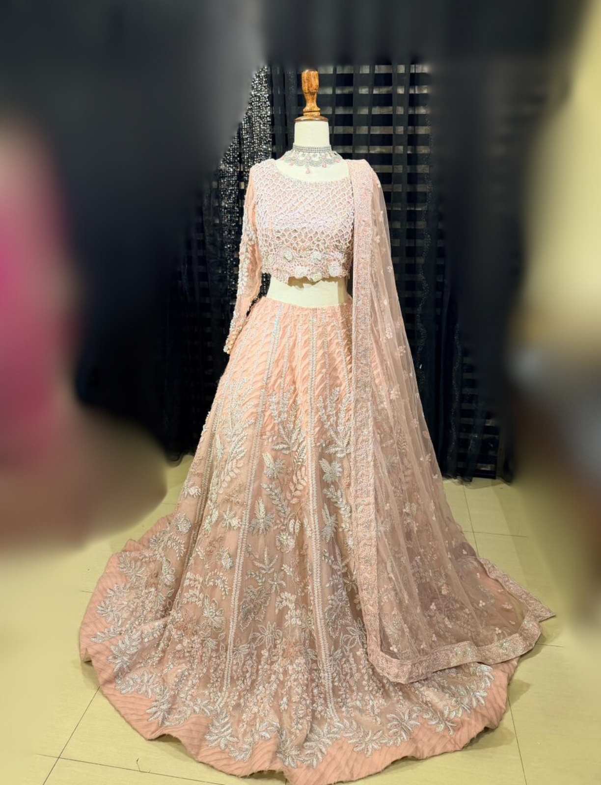 Republic Womenswear - Image 4